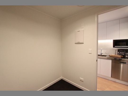 Best in the building - Photo 1