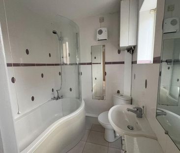 1 bedroom semi-detached house to rent - Photo 5