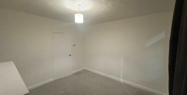 Flaxpiece Road, Clay Cross, Chesterfield, S45 9HB - Photo 1