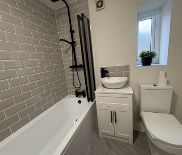 2 bedroom terraced house to rent - Photo 6