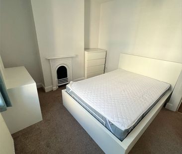 Lon Pobty,, Bangor, Gwynedd, LL57 - Photo 6