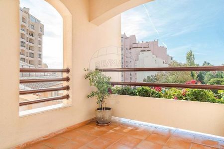 Luxury Apartment for rent in Cascais e Estoril, Cascais, Lisbon - Photo 2