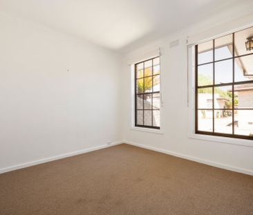 NEAT & SPACIOUS 2 BEDROOMS UNIT WITH PRIVATE COURTYARD - Photo 5