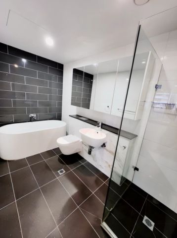 58 O'Dea Avenue, Sydney - Photo 2