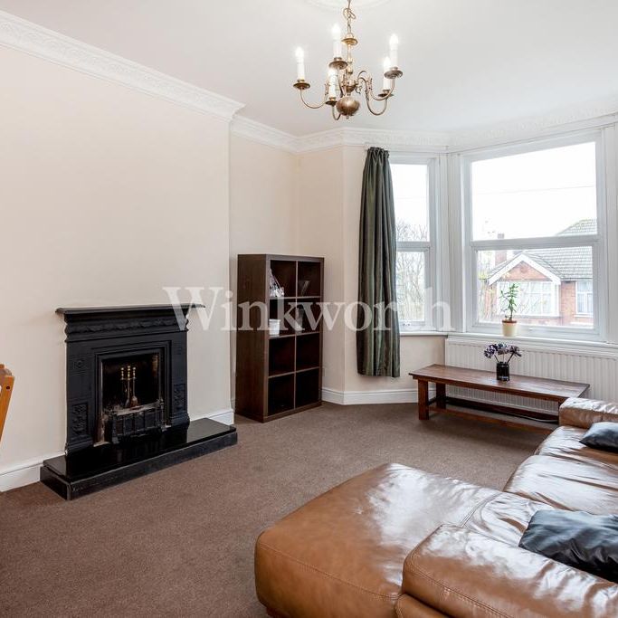 3 bedroom apartment to rent - Photo 1