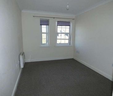 Hazel Covert, Thetford, IP24 - Photo 3
