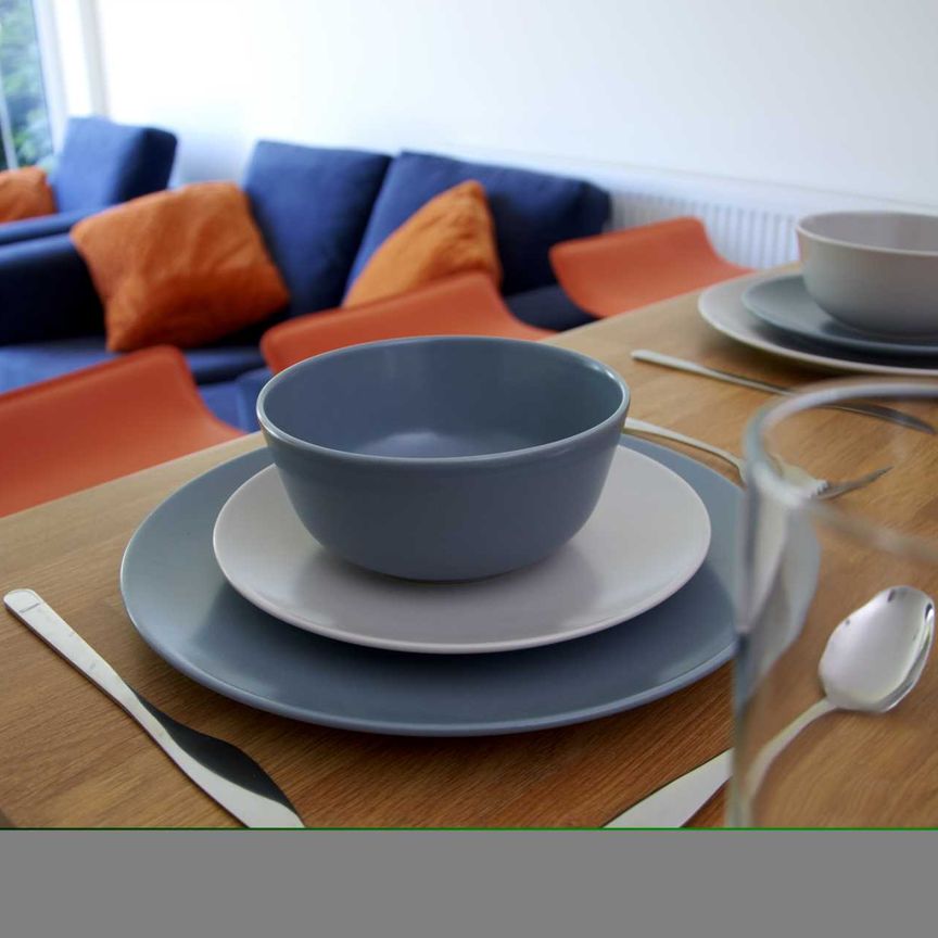 Denbigh Close, Banbury - Photo 1