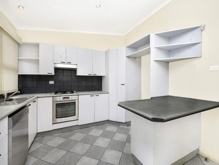 2 Bond Street, North Ryde NSW 2113 - House For Rent | Domain - Photo 2