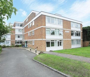 Dumpton Park Drive, Broadstairs, CT10 1RF, Kent - Photo 2