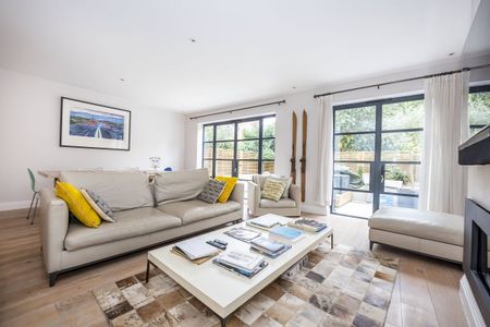 3 bedroom detached house to rent - Photo 2