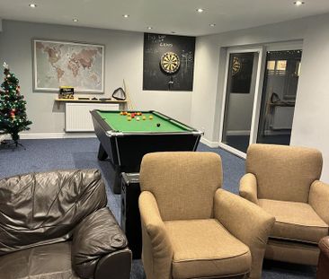 8 bedroom semi-detached house to rent - Photo 6