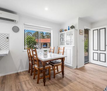 Spacious Single-Level Home By The Bay - Photo 5