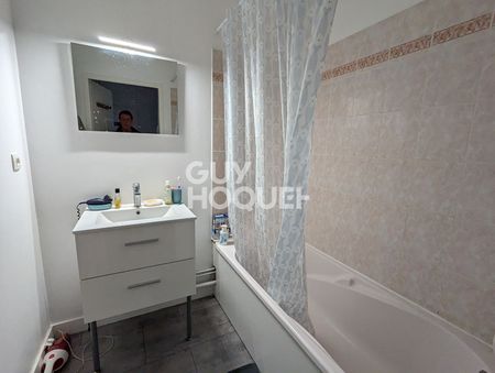 Appartement de 2 pièces (40 m²) en location à Décines - Photo 3