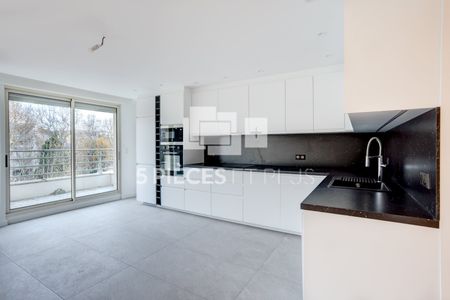 Location Appartement 4 pièces 90m² NEUILLY SUR SEINE 92200 - Photo 5