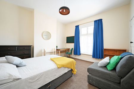 4 bedroom house share to rent - Photo 3