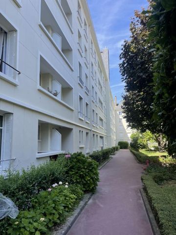 Location Appartement 3 pièces 67m² LE KREMLIN BICETRE 94270 - Photo 5