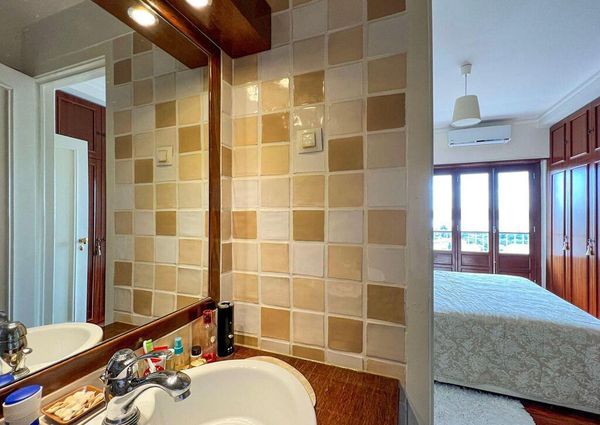 2 Bedroom Apartment with balcony, Belém, Lisboa