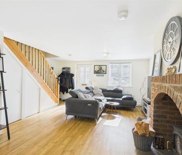 2 bedroom property to rent - Photo 2