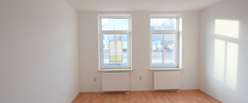 **2-ZimmerWohnung im Erdgeschoss in kleiner Wohneinheit** - Foto 1