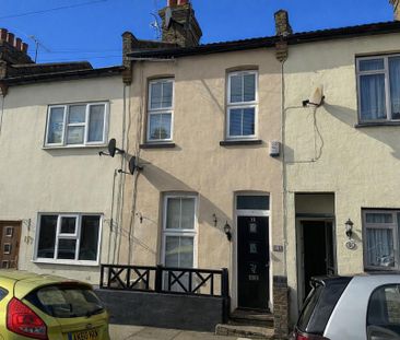 2 bedroom terraced house to rent - Photo 2