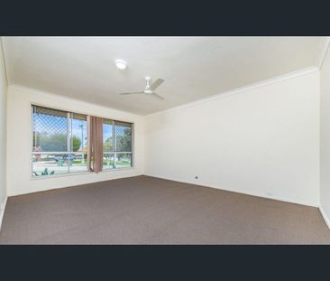 Parkside Family Living - Photo 3