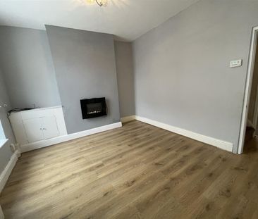 2 bed house to rent in Heywood Street, Blackburn, BB6 - Photo 1