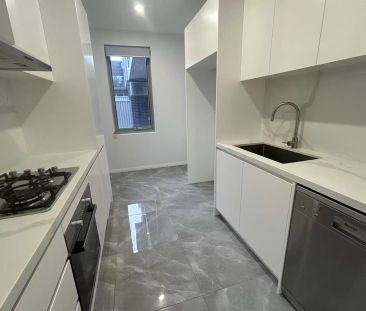 Executive Lifestyle - Photo 6