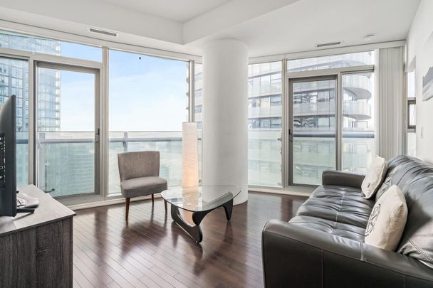 For Lease - 14 York Street Unit# 3705, Toronto, Ontario - Photo 1