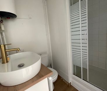 Location Appartement 1 pièce 22m² - Photo 3