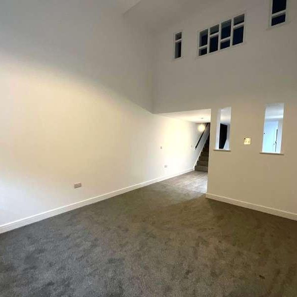 The Old Court House, DN1 - Photo 1