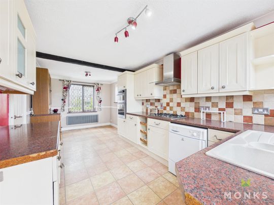 39 Noneley Road, Shrewsbury, SY4 5SQ - Photo 1