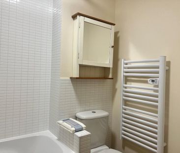 2 bedroom apartment to rent - Photo 6