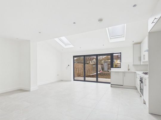 Granville Avenue, Feltham,TW13 - Photo 1