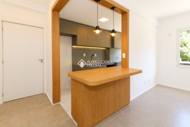 Apartamento com 2 quartos e 56m² para alugar em Marechal Rondon, Canoas. - Foto 1