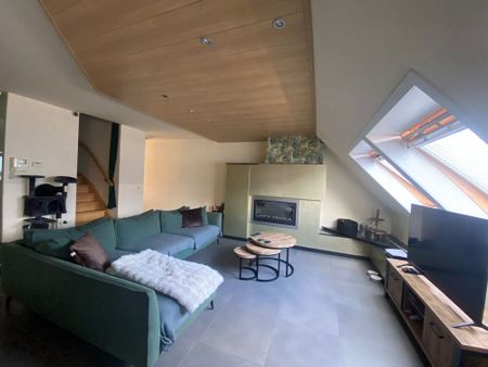 Centraal gelegen duplex appartement met 3 slaapkamers, 2 terrassen en garagebox - Photo 5