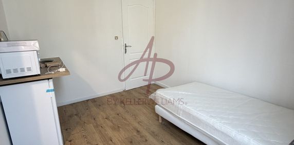 Location Appartement 1 pièce 12m² ROUBAIX 59100 - Photo 2