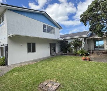 Panoramic views on Karaka - Photo 5