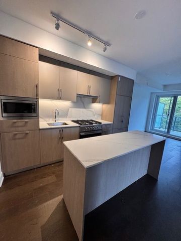 For Lease - 8 Manor Road Unit# 407, Toronto, Ontario - Photo 4