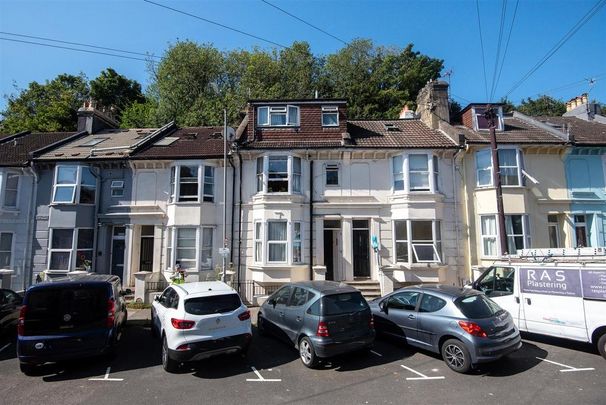 3 bedroom apartment to rent - Photo 1