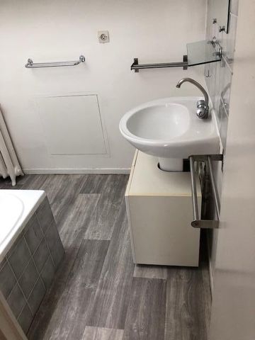 Location Appartement 2 pièces 32m² - Photo 2