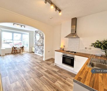 2 bedroom maisonette to rent - Photo 3