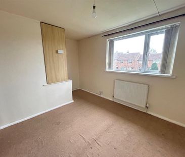 2 bedroom end of terrace house to rent - Photo 1