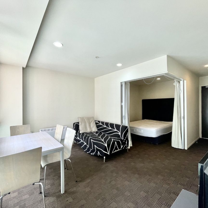 2 Bedroom Furnished Apartment near University - Photo 1