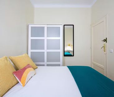 Calle de O'Donnell, Madrid, Community of Madrid 28009 - Photo 4