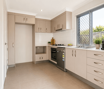 Modern Family Living in the Heart of Fitzgibbon | Walk to Carseldin... - Photo 6