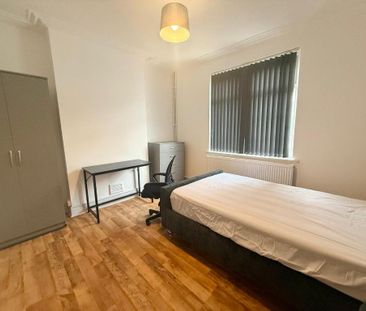 4 bedroom house share to rent - Photo 2