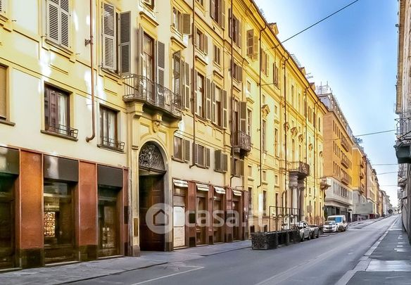 Bilocale in Affitto in Via Cavour 8 a Torino - Foto 1