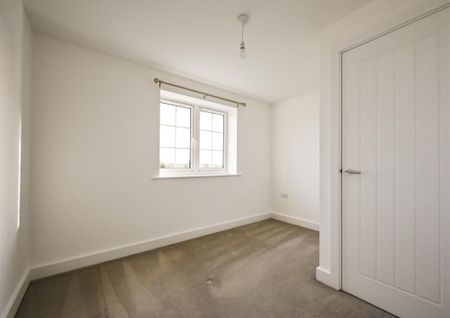 28 Furrow Drive, Brewood - Photo 4