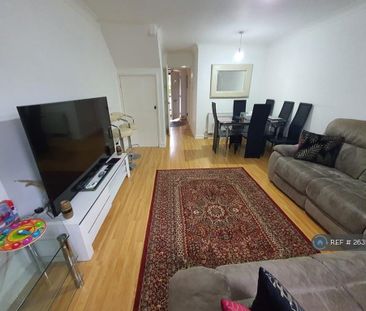 2 bedroom terraced house to rent - Photo 2