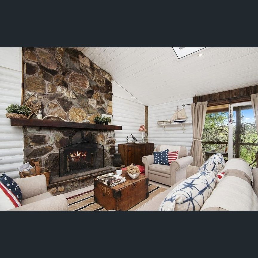 Bay Escape - Furnished - 12 Months - Photo 1